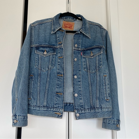 Levi’s Trucker Denim Jacket - Picture 7 of 11